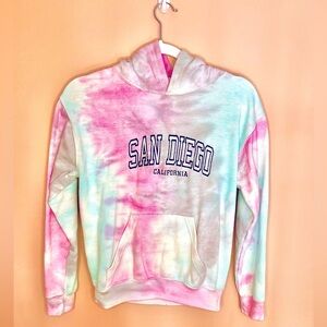 Girl’s 12-14 (large tag, would fit a medium) San Diego hoodie. Tie-dye pattern.